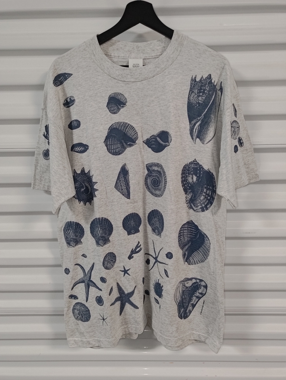 Vtg 1994 rel-e-vant Shell All Over Print Crewneck Short Sleeve T-shirt XL